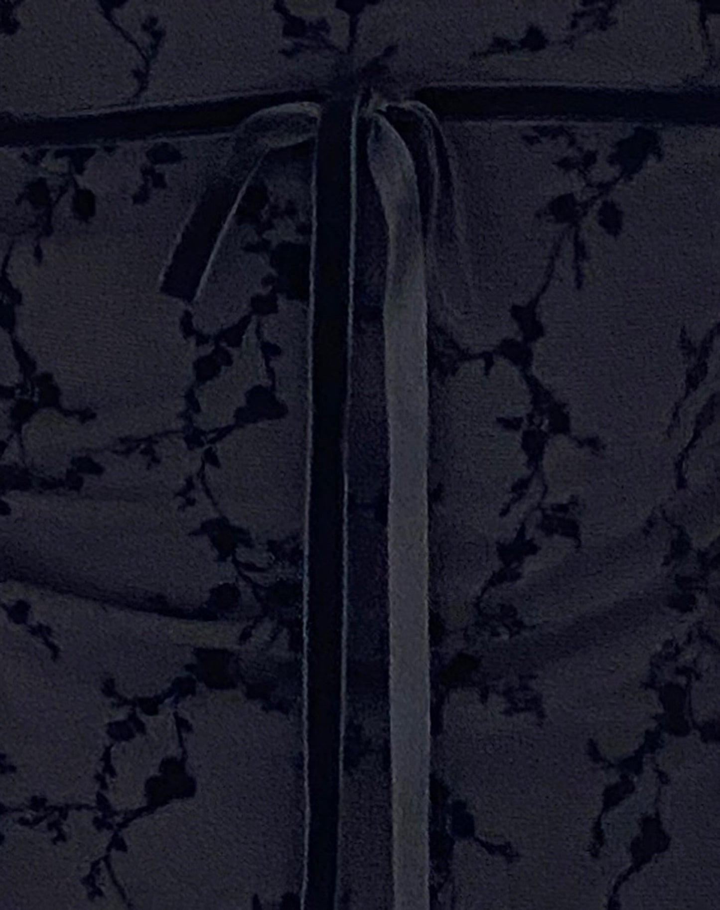 Clarisse Midi Dress in Mesh Vine Flower Black