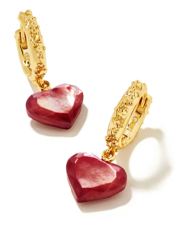 KENDRA SCOTT- Penny Gold Heart Huggie Earrings in Mulberry Mother of Pearl