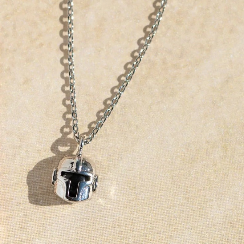 Mandalorian Helmet (Star Wars) Necklace