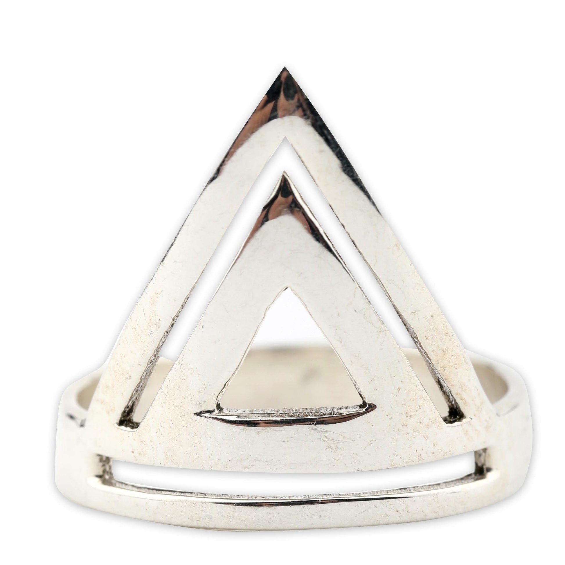 Ring Triangle Cut Out - Ishka