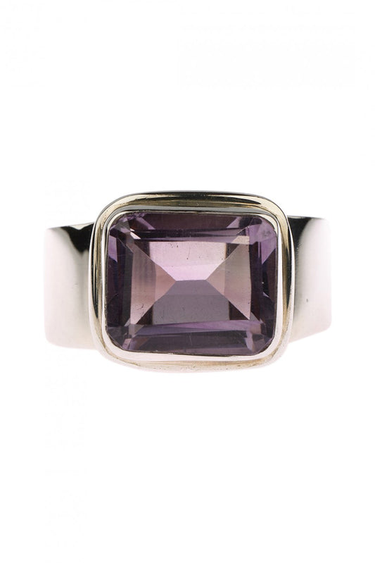 Raised Setting Amethyst Ring