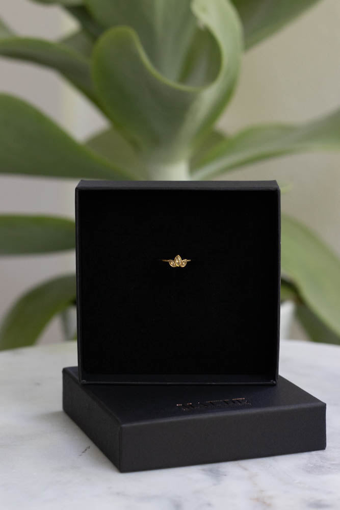 18K Harper 3 Stone Ring