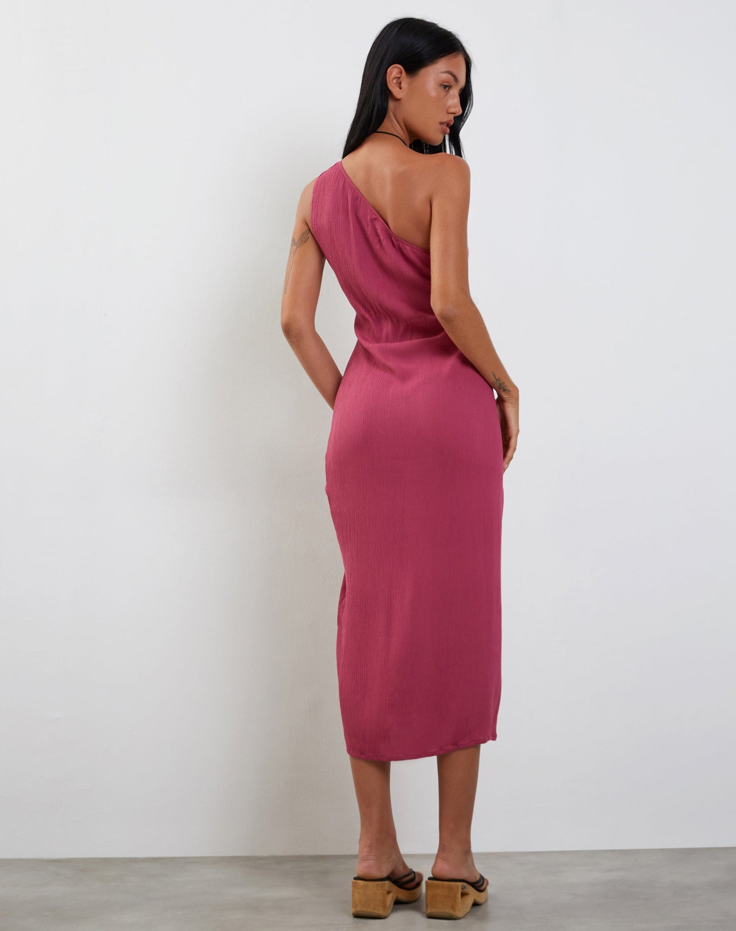 Namjun One Shoulder Midi Dress in Daco Rose Crinkle