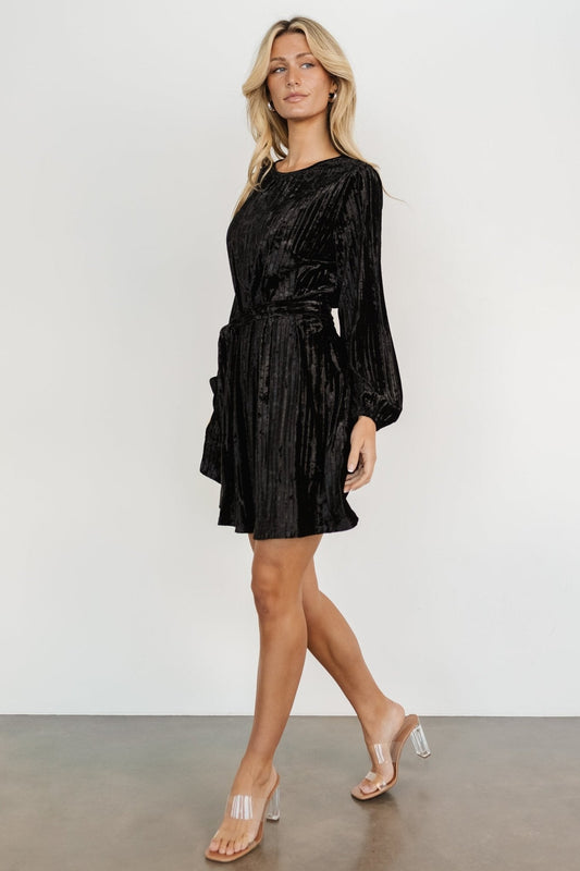 Anastasia Velvet Short Dress | Black - Baltic Born