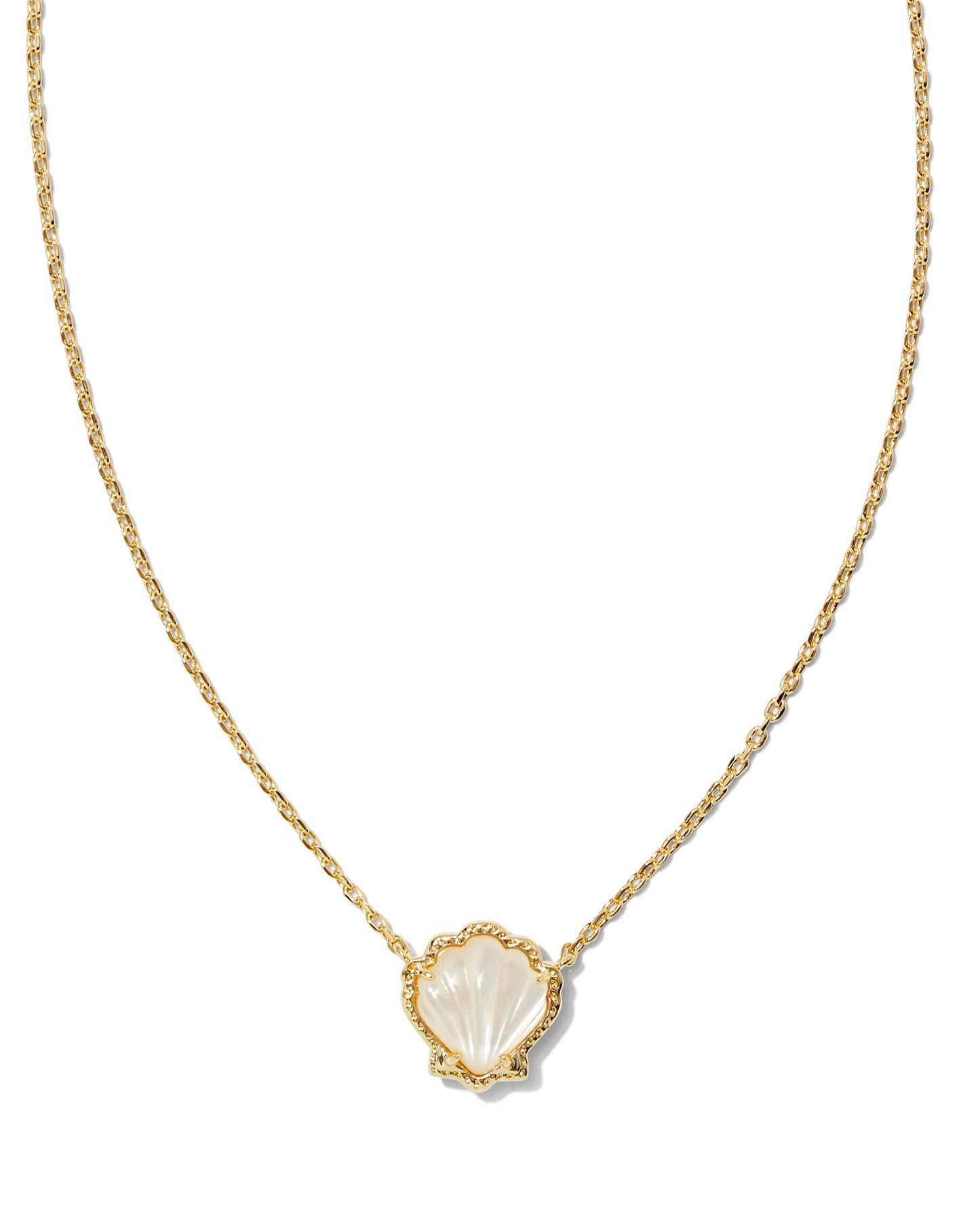 KENDRA SCOTT- Brynne Shell Pendant Necklace Gold Ivory Mother of Pearl