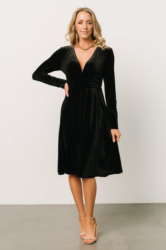 Vega Velvet Midi Dress | Black - Baltic Born