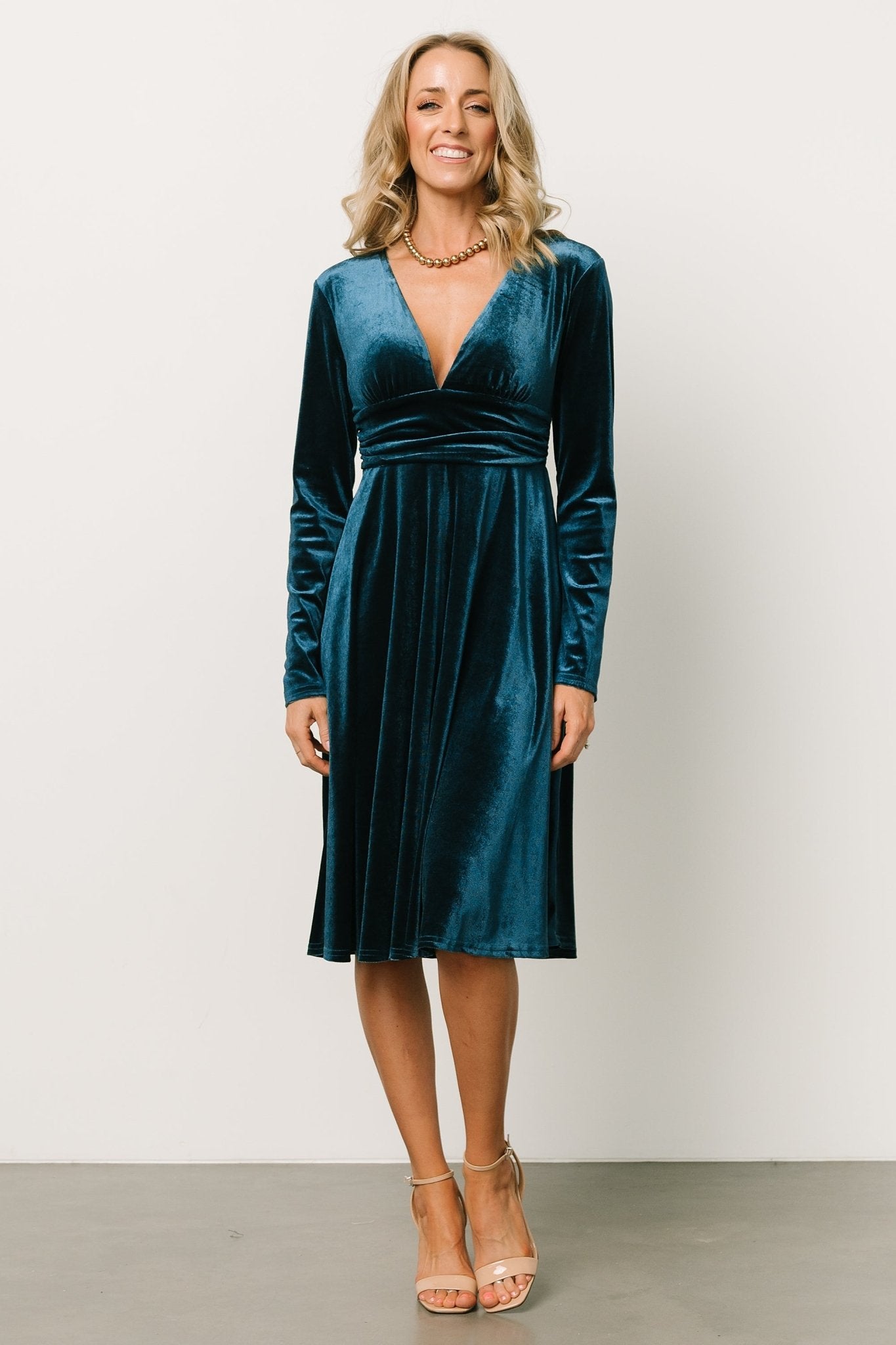 Vega Velvet Midi Dress | Jade - Baltic Born